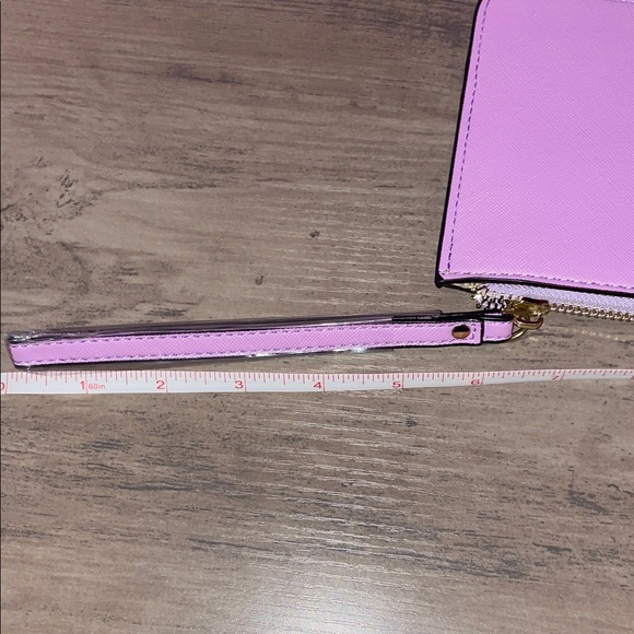 Kate Spade Lavender Zip Wristlet | Chic & Stylish | NWT - Picture 8 of 9